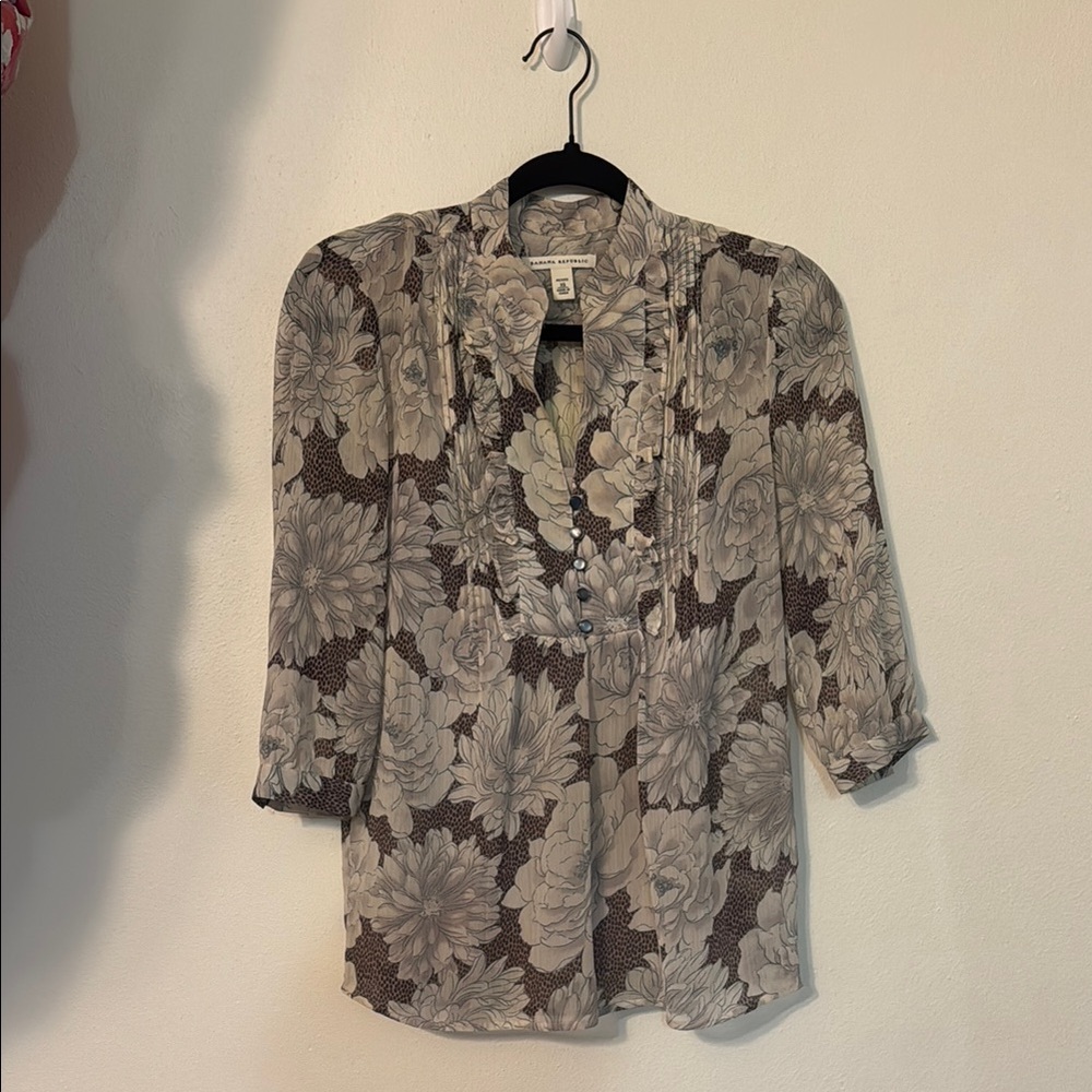 Banana Republic Gray and Purple 3/4 Sleeve Blouse with Tie Front